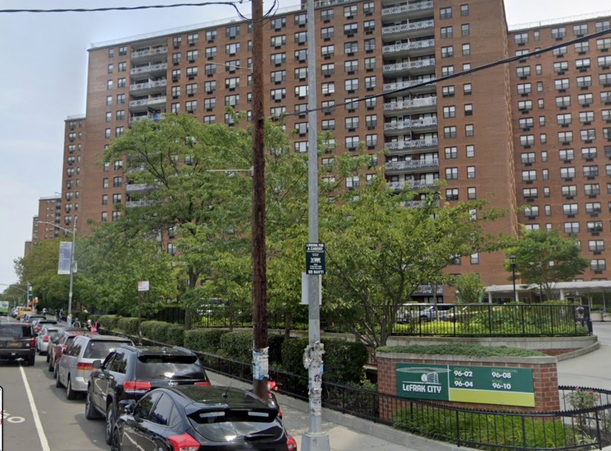 NYPD: Man Dead After Being Gunned Down on Stairwell at LeFrak City