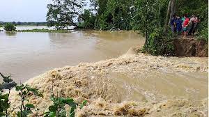 Floods worsen in Sylhet after embankment breaks