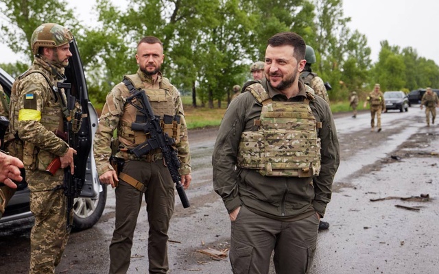 Ukraine’s Zelensky visits frontline in first official appearance outside Kyiv since invasion