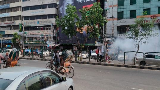 বিএনপি কার্যালয়ের সামনে ককটেল বিস্ফোরণ